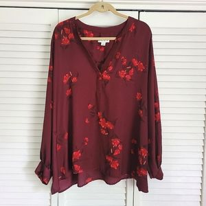 Ava& Viv (3X) Women's top V neck tunic in maroon floral blouse